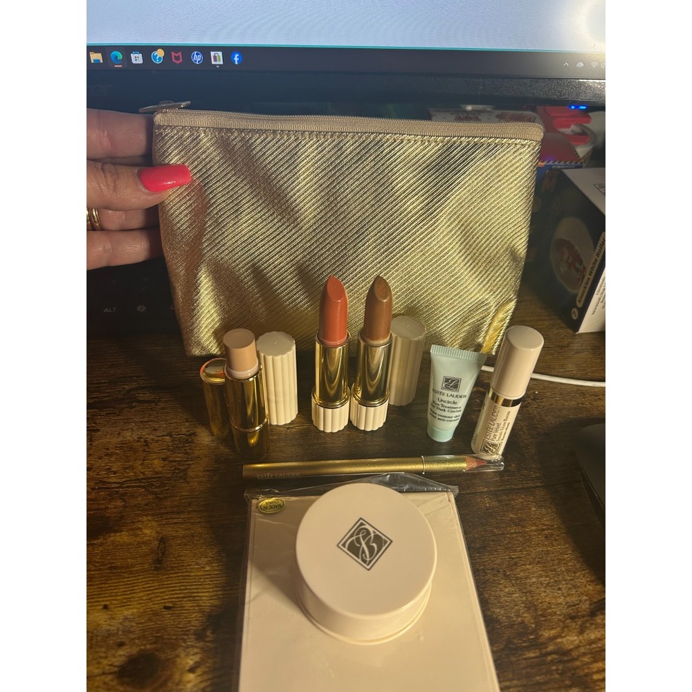 1980s Estee Lauder‎ Innovators Vintage 9 pc makeup with gold bag